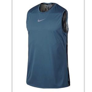 Nike Men's Breathe Trail Sleeveless Running Shirt